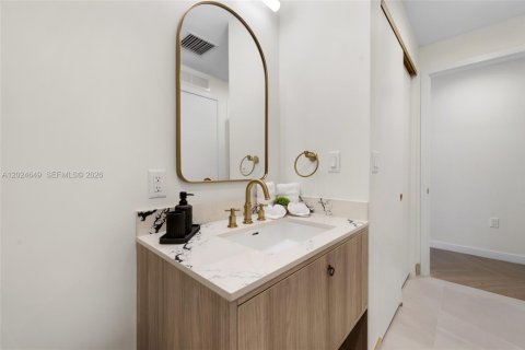 Copropriété à louer à Miami, Floride: 44.5 m2 № 2257338 - photo 2