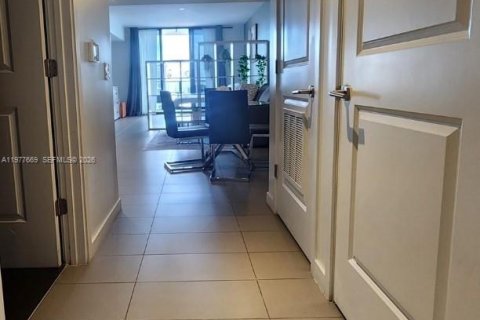 Copropriété à louer à Miami, Floride: 1 chambre, 54.07 m2 № 2041720 - photo 5