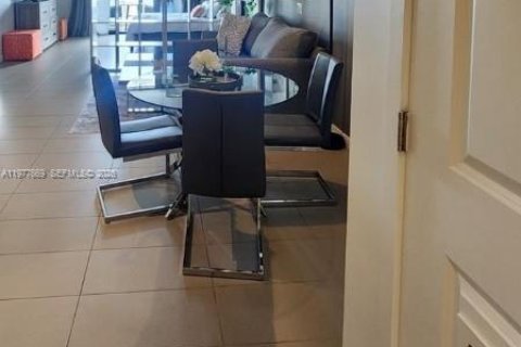 Copropriété à louer à Miami, Floride: 1 chambre, 54.07 m2 № 2041720 - photo 6