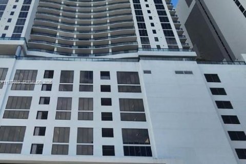 Copropriété à louer à Miami, Floride: 1 chambre, 54.07 m2 № 2041720 - photo 14