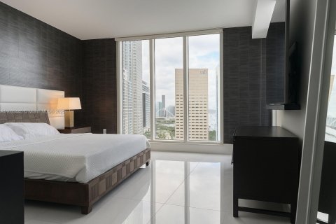 Condo in Miami, Florida, 2 bedrooms  № 1888827 - photo 9