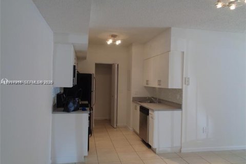 Condo in Davie, Florida, 2 bedrooms  № 2056585 - photo 5