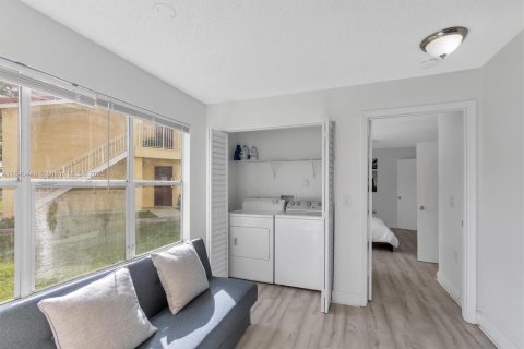 Купить кондоминиум в Санрайз, Флорида 2 спальни, 98.94м2, № 1828999 - фото 4