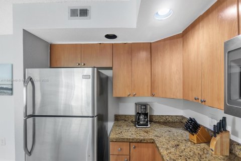 Купить кондоминиум в Санрайз, Флорида 2 спальни, 98.94м2, № 1828999 - фото 25