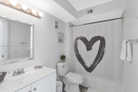 Купить кондоминиум в Санрайз, Флорида 2 спальни, 98.94м2, № 1828999 - фото 10
