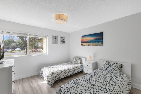 Купить кондоминиум в Санрайз, Флорида 2 спальни, 98.94м2, № 1828999 - фото 15