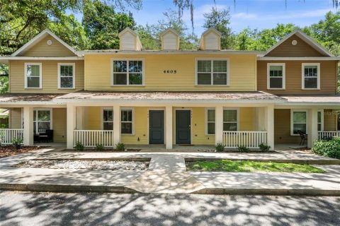 Condominio en Gainesville, Florida, 2 dormitorios № 2202874