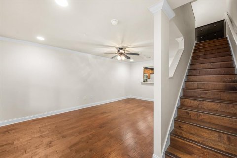 Condo in Gainesville, Florida, 2 bedrooms № 2202874 - photo 6