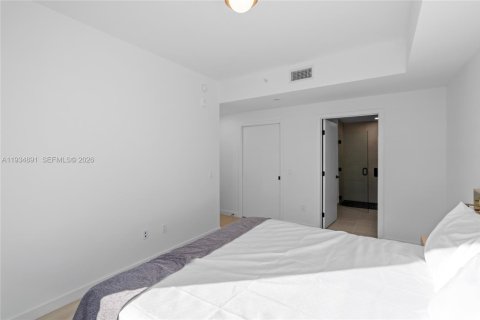 Condo in Miami, Florida, 2 bedrooms  № 2262478 - photo 26