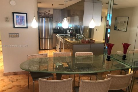 Copropriété à louer à Miami Beach, Floride: 51.1 m2 № 1963060 - photo 21