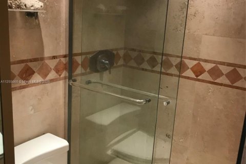 Copropriété à louer à Miami Beach, Floride: 51.1 m2 № 1963060 - photo 25