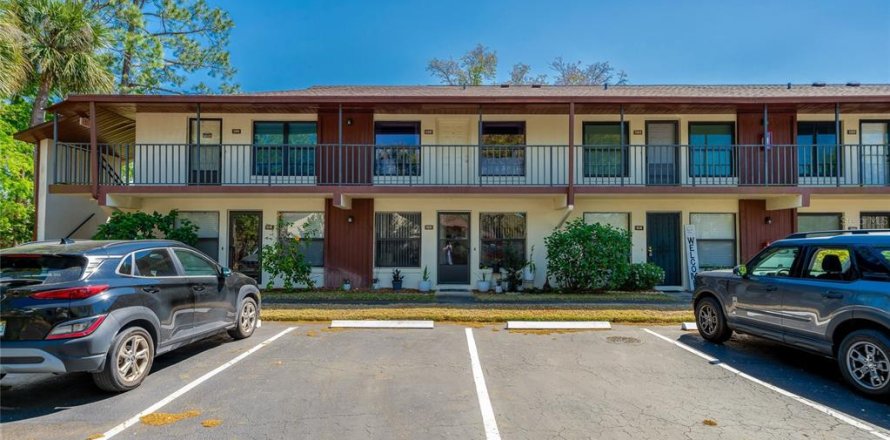 Condominio en Daytona Beach, Florida, 1 dormitorio № 1573761