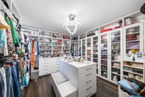 Villa ou maison à vendre à Miami, Floride: 8 chambres, 854.33 m2 № 1982061 - photo 27