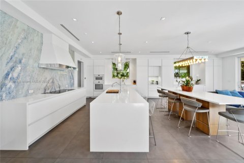 Villa ou maison à vendre à Key Biscayne, Floride: 6 chambres, 746.1 m2 № 1863433 - photo 9