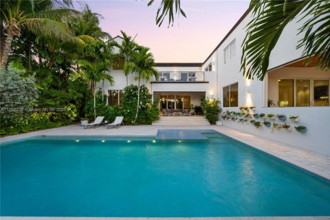 Villa ou maison à vendre à Key Biscayne, Floride: 6 chambres, 746.1 m2 № 1863433 - photo 4