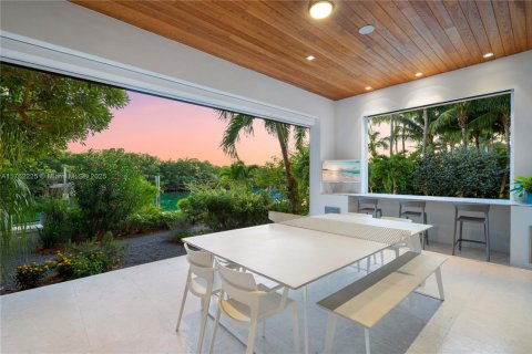 Villa ou maison à vendre à Key Biscayne, Floride: 6 chambres, 746.1 m2 № 1863433 - photo 8