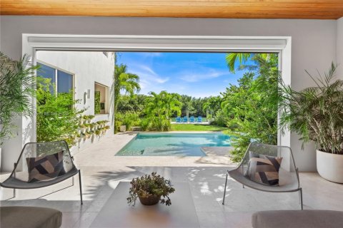 Villa ou maison à vendre à Key Biscayne, Floride: 6 chambres, 746.1 m2 № 1863433 - photo 24