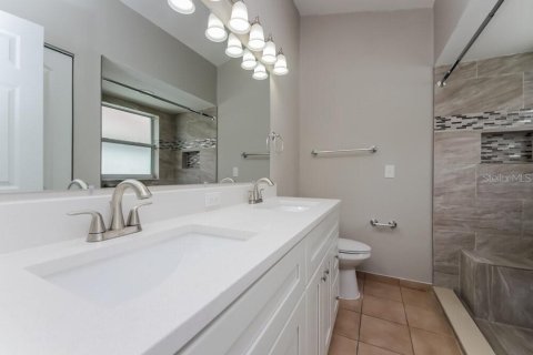 Casa en alquiler en Kissimmee, Florida, 3 dormitorios, 142.88 m2 № 1905269 - foto 15