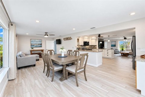 Copropriété à vendre à Englewood, Floride: 2 chambres, 122.26 m2 № 2408986 - photo 30