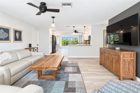 Copropriété à vendre à Englewood, Floride: 2 chambres, 122.26 m2 № 2408986 - photo 14