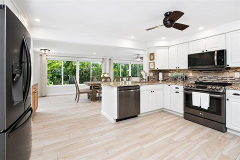 Copropriété à vendre à Englewood, Floride: 2 chambres, 122.26 m2 № 2408986 - photo 25