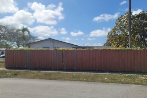 Купить виллу или дом в Майами, Флорида 3 спальни, 185.99м2, № 2044910 - фото 5