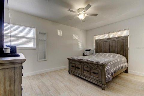 Villa ou maison à vendre à Tampa, Floride: 4 chambres, 209.96 m2 № 1548544 - photo 14