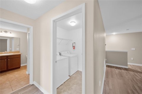 Townhouse in Orlando, Florida 3 bedrooms, 215.44 sq.m. № 1873866 - photo 14
