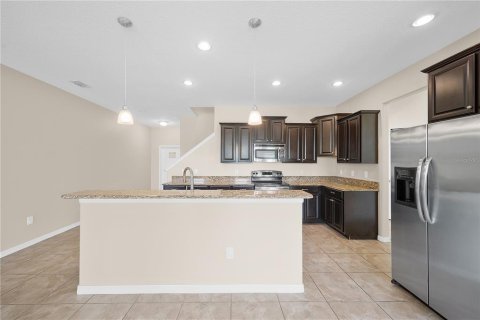 Townhouse in Orlando, Florida 3 bedrooms, 215.44 sq.m. № 1873866 - photo 7