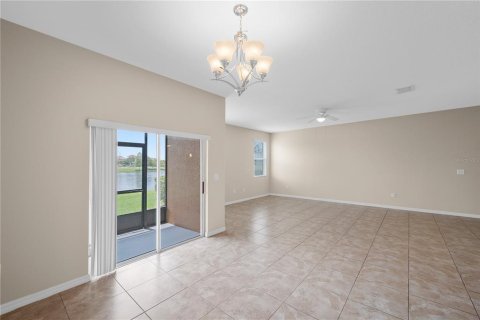 Townhouse in Orlando, Florida 3 bedrooms, 215.44 sq.m. № 1873866 - photo 9