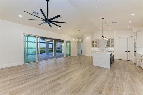 Villa ou maison à vendre à Punta Gorda, Floride: 3 chambres, 220.09 m2 № 2128531 - photo 8
