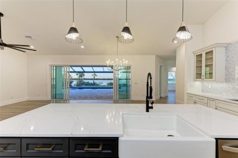 Villa ou maison à vendre à Punta Gorda, Floride: 3 chambres, 220.09 m2 № 2128531 - photo 21