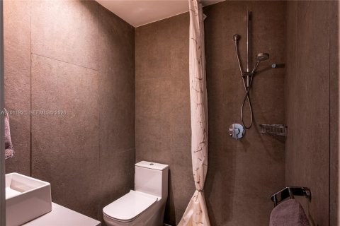 Снять в аренду виллу или дом в Майами, Флорида 3 спальни, 136.94м2, № 2074950 - фото 20