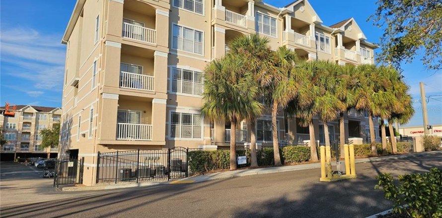 Condo in Clearwater, Florida, 1 bedroom № 2210809