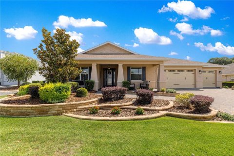 House in Ocala, Florida 3 bedrooms, 220.74 sq.m. № 2095756