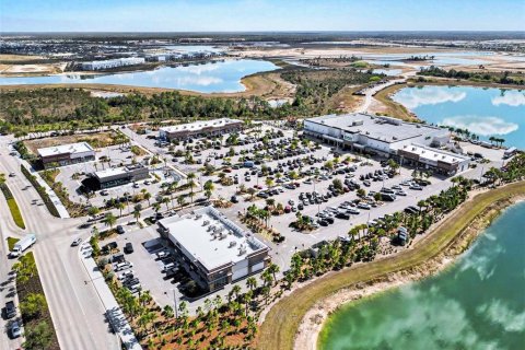 Townhouse in Punta Gorda, Florida 3 bedrooms, 196.02 sq.m. № 2091544 - photo 28