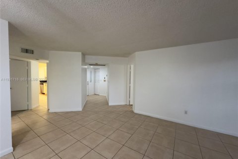 Condominio en alquiler en Homestead, Florida, 2 dormitorios, 99.41 m2 № 1990352 - foto 4