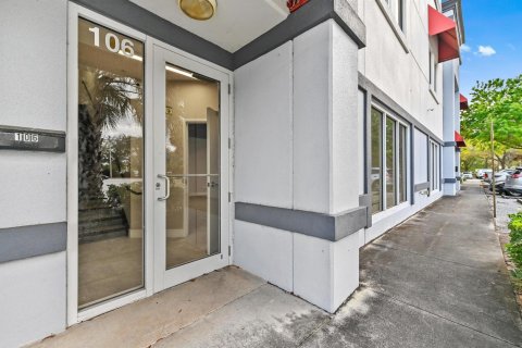 Propiedad comercial en venta en West Palm Beach, Florida № 2158404 - foto 4