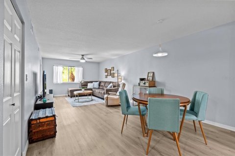 Copropriété à vendre à Tarpon Springs, Floride: 2 chambres, 85.19 m2 № 1577370 - photo 14