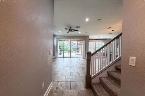 House in Apollo Beach, Florida 3 bedrooms, 200.67 sq.m. № 2203888 - photo 7