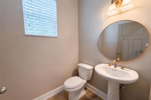 House in Apollo Beach, Florida 3 bedrooms, 200.67 sq.m. № 2203888 - photo 18