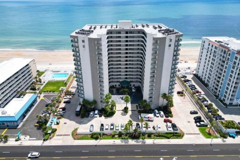 Condo à Daytona Beach, Floride, 3 chambres № 2140139