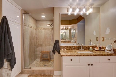 Condo in Daytona Beach, Florida, 3 bedrooms  № 2140139 - photo 27