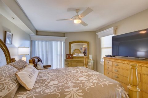 Condo in Daytona Beach, Florida, 3 bedrooms  № 2140139 - photo 23