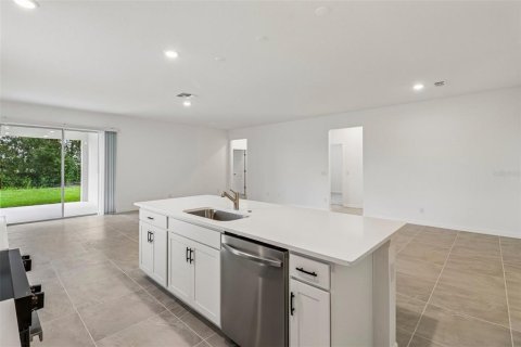 Casa en venta en DeLand, Florida, 4 dormitorios, 195.56 m2 № 2106872 - foto 4