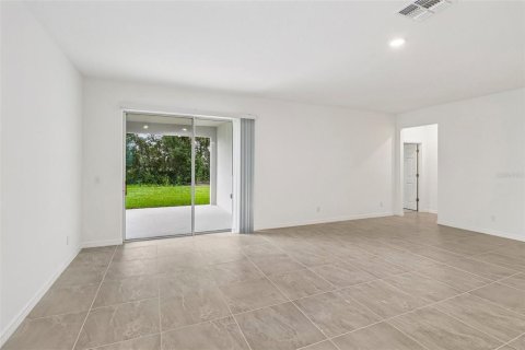 Casa en venta en DeLand, Florida, 4 dormitorios, 195.56 m2 № 2106872 - foto 5