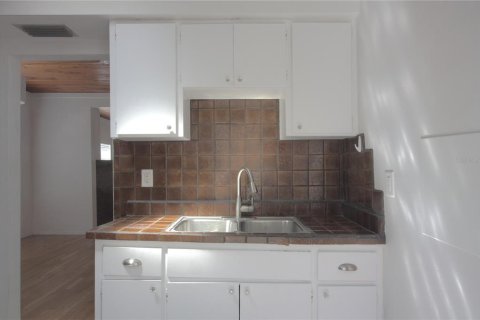 Immobilier commercial à vendre à Sarasota, Floride: 308.44 m2 № 1721810 - photo 16
