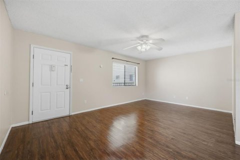Copropriété à vendre à Palm Harbor, Floride: 1 chambre, 70.88 m2 № 2389434 - photo 4
