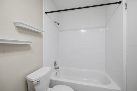 Copropriété à vendre à Palm Harbor, Floride: 1 chambre, 70.88 m2 № 2389434 - photo 15