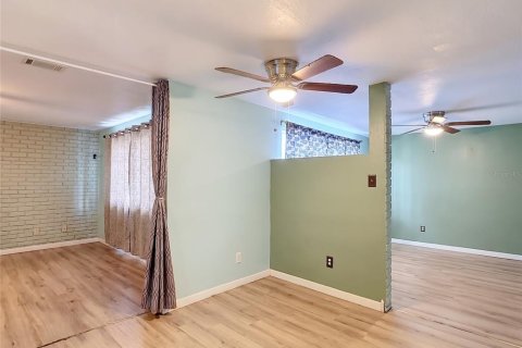 Casa en venta en Port Richey, Florida, 3 dormitorios, 151.34 m2 № 2386537 - foto 10